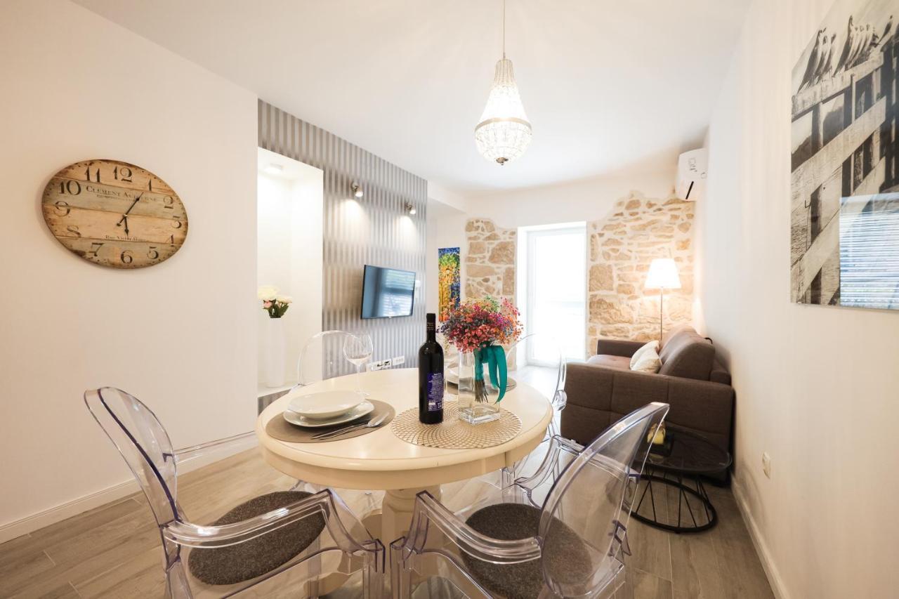 Pavle'S Apartment Zadar Bagian luar foto