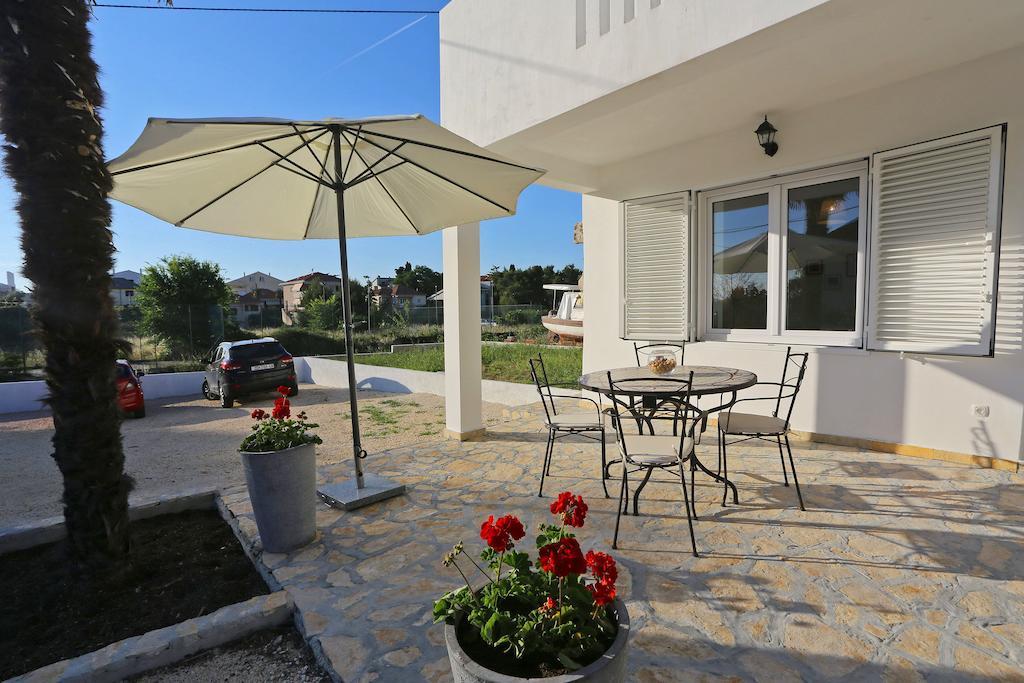 Pavle'S Apartment Zadar Bagian luar foto